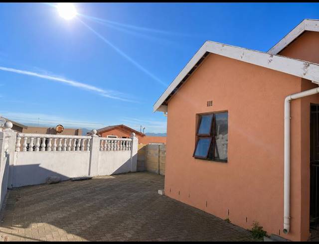 3 BEDROOM HOUSE FOR SALE IN ILITHA PARK
